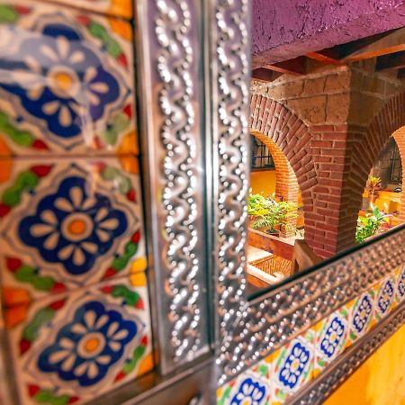Mex Suites Casa Azul B&B Kota Meksiko Bagian luar foto