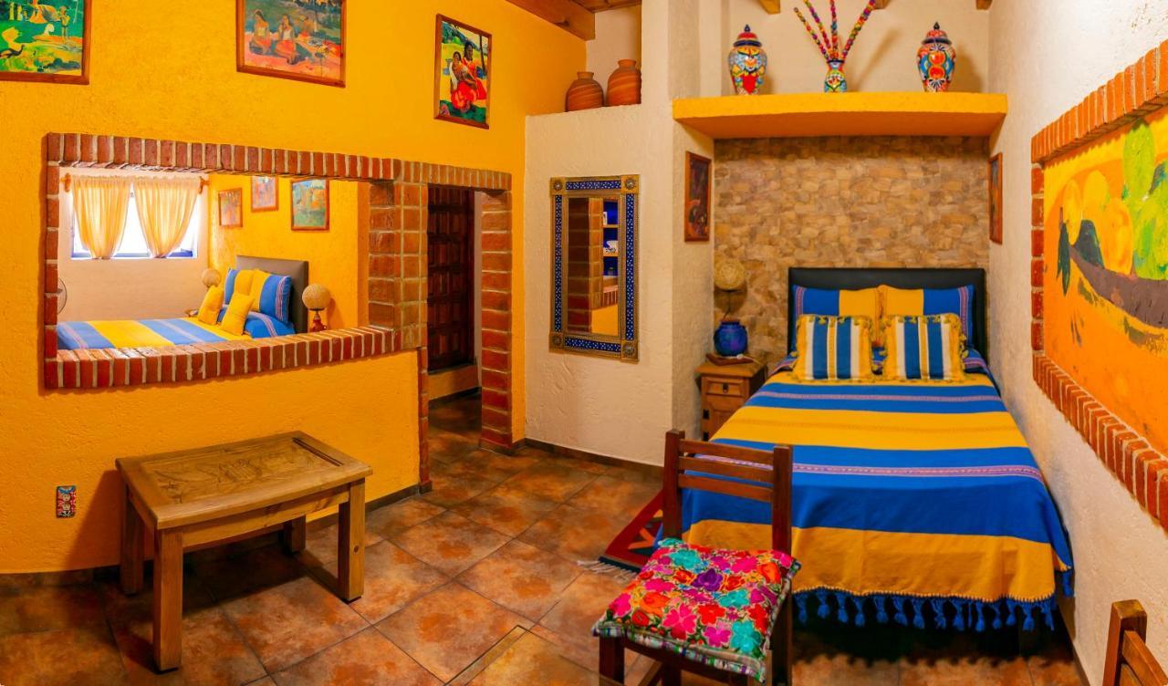 Mex Suites Casa Azul B&B Kota Meksiko Bagian luar foto