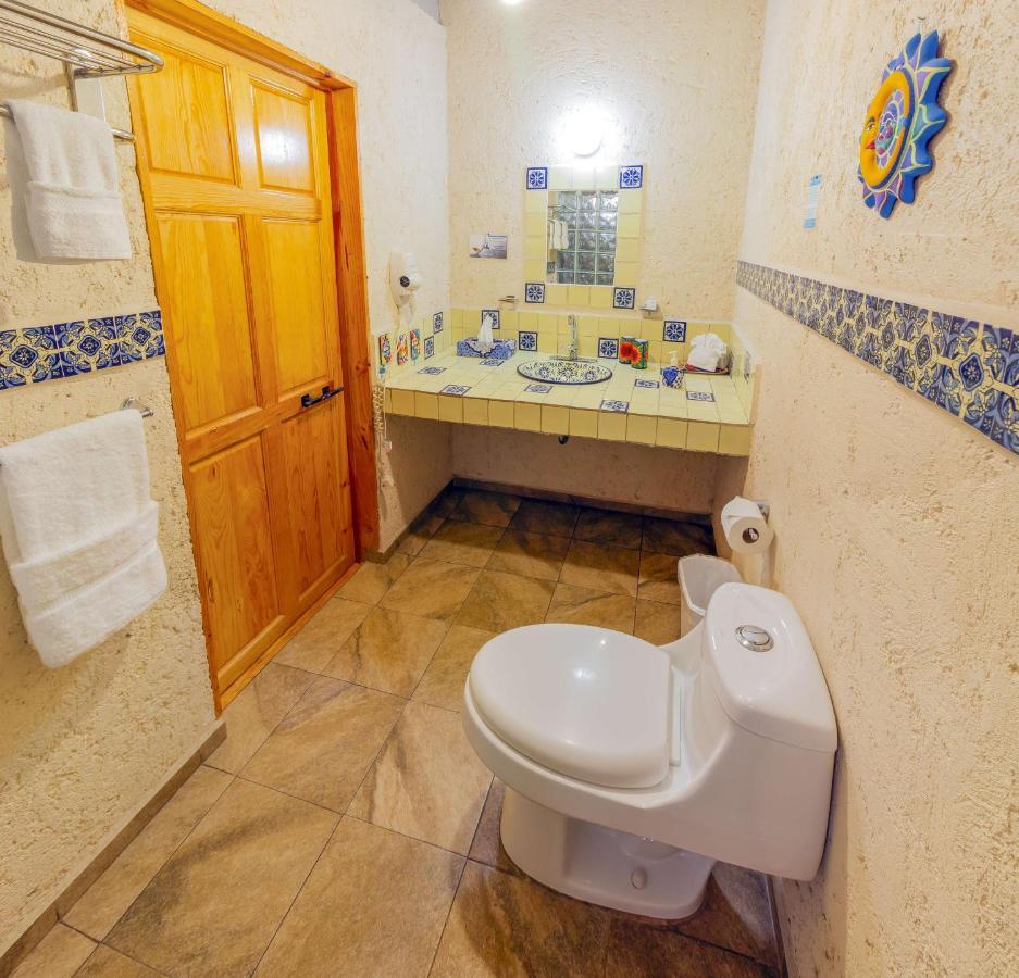 Mex Suites Casa Azul B&B Kota Meksiko Bagian luar foto